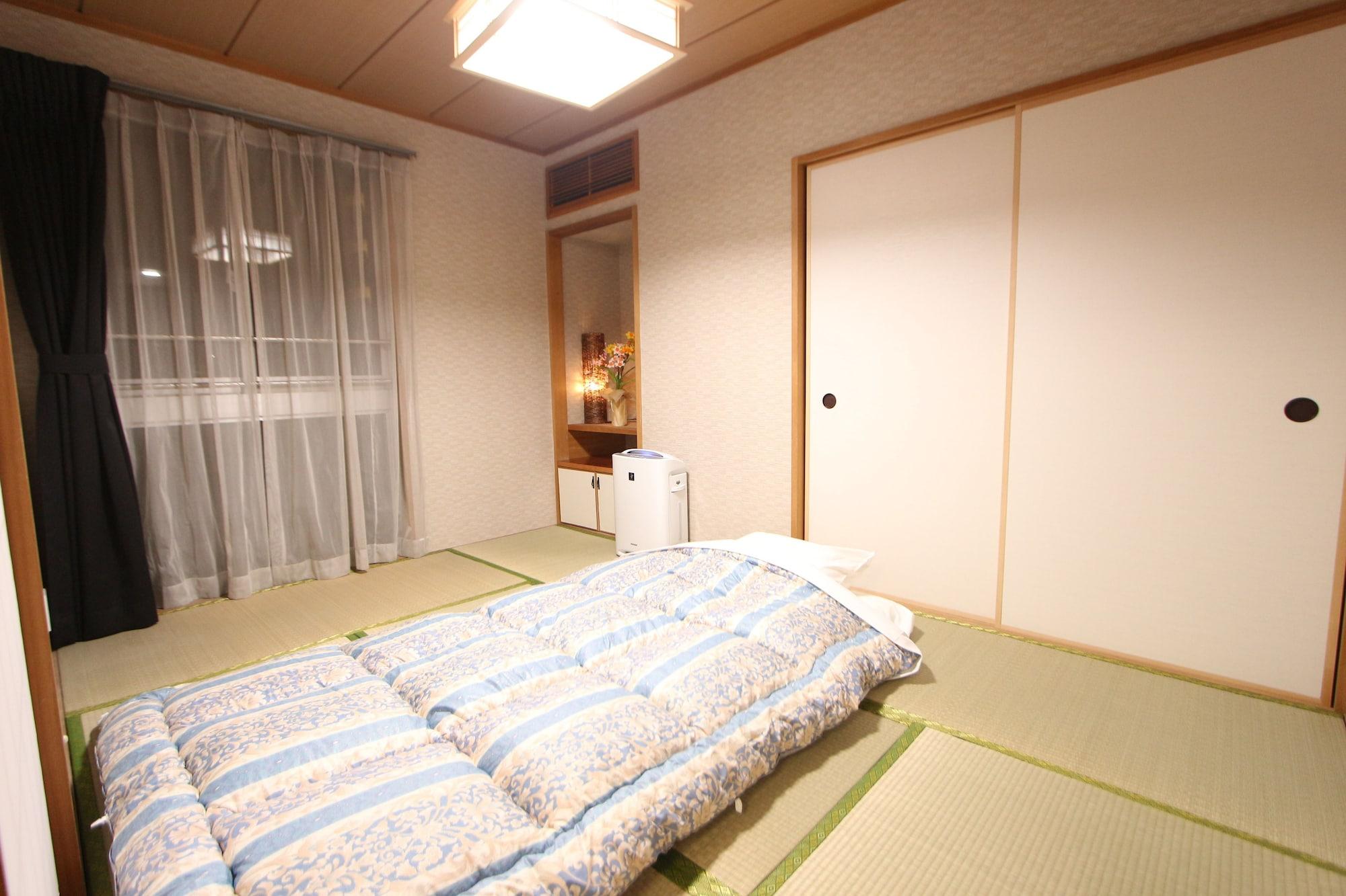 Livemax Budget Korakuen Präfektur Tokio